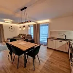 Apartman Aparthaus Pinia -