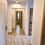 Aparthaus Pinia - شقة مارتينسك هول